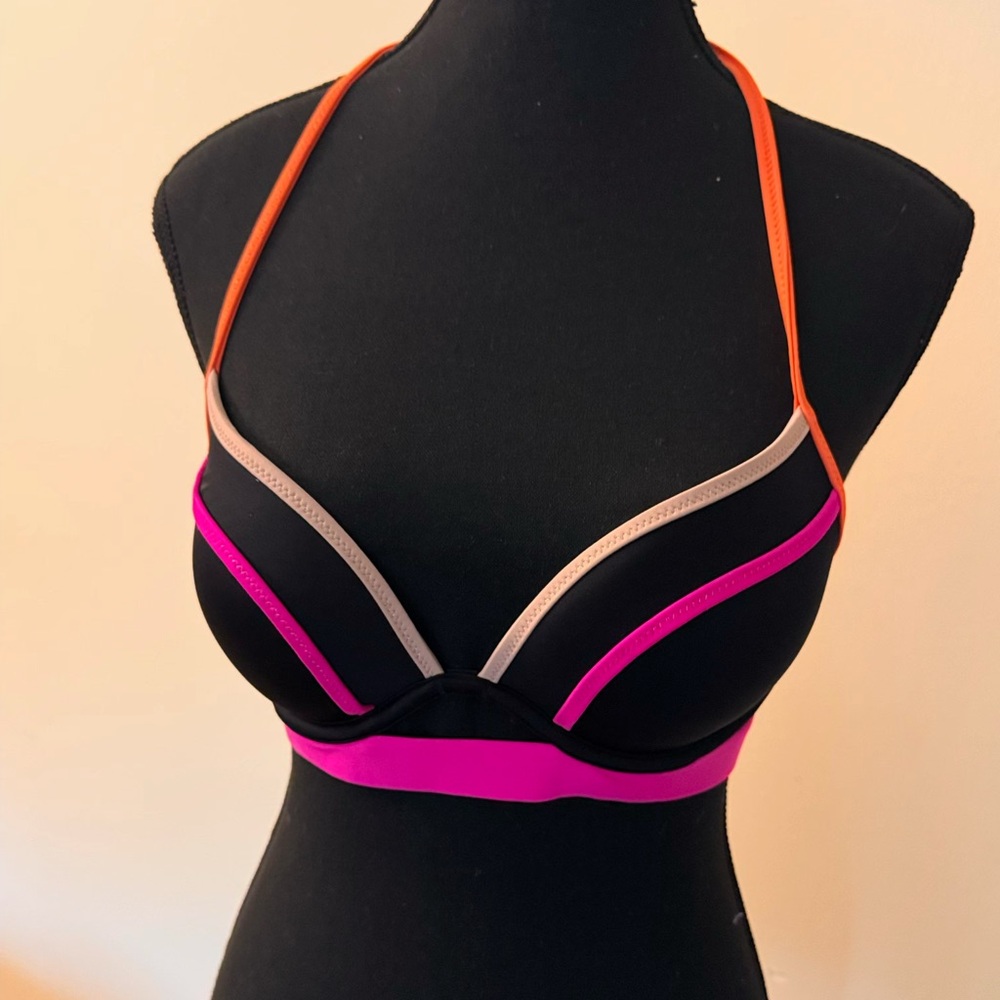 Swimsuit top